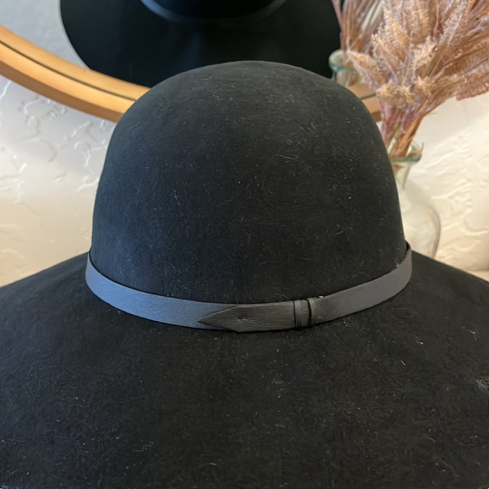 Nordstrom - Wool Hat - Black